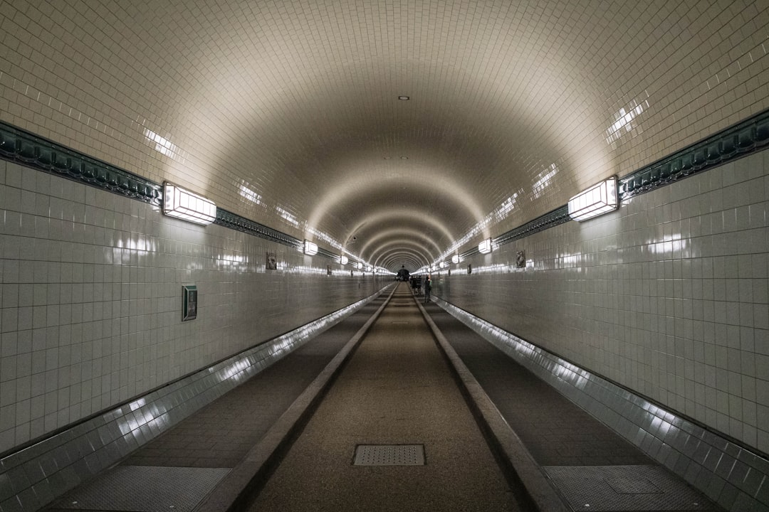 Photo Underground tunnel